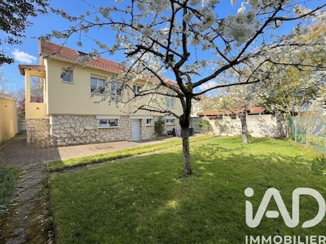 Maison vente à Melun, La Rochette