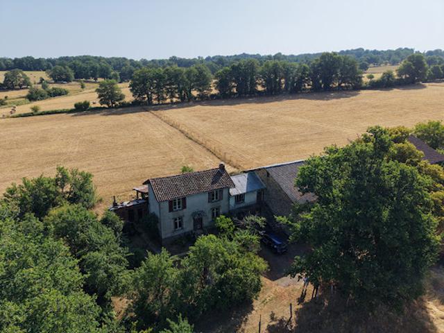 Maison vente à Rochechouart, Saint-laurent-sur-gorre