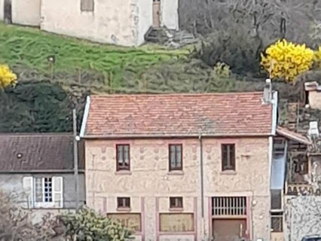 Maison vente à Thiers