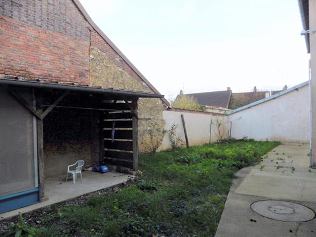 Maison vente à Sens, Les Sièges