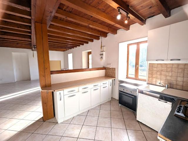 Maison vente à Roanne, Saint-bonnet-des-quarts