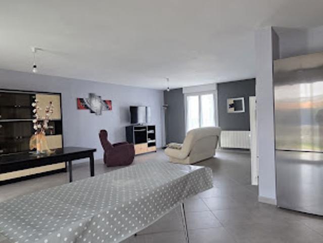 Maison vente à Cholet, Vezins
