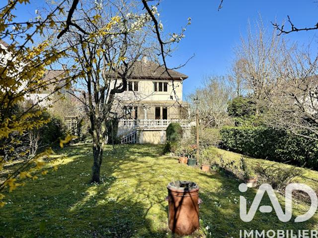 Maison vente à Pontoise, Mériel