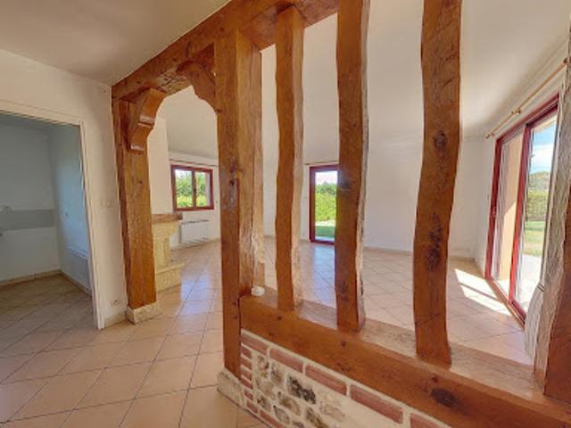 Maison vente à Bernay, Conteville