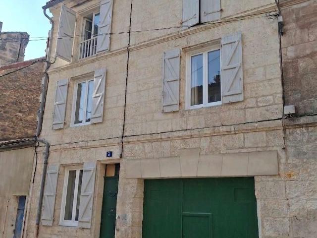 Maison vente à Angoulême, Aignes-et-puypéroux