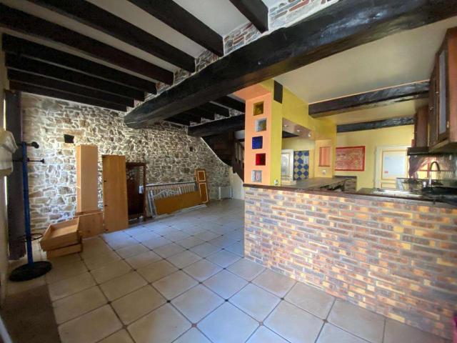 Maison vente à Laval, Bourgon