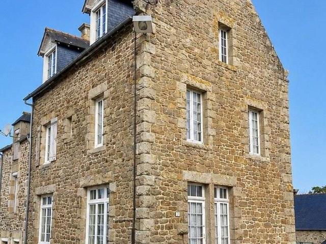 Maison vente à Dinan, Bretagne