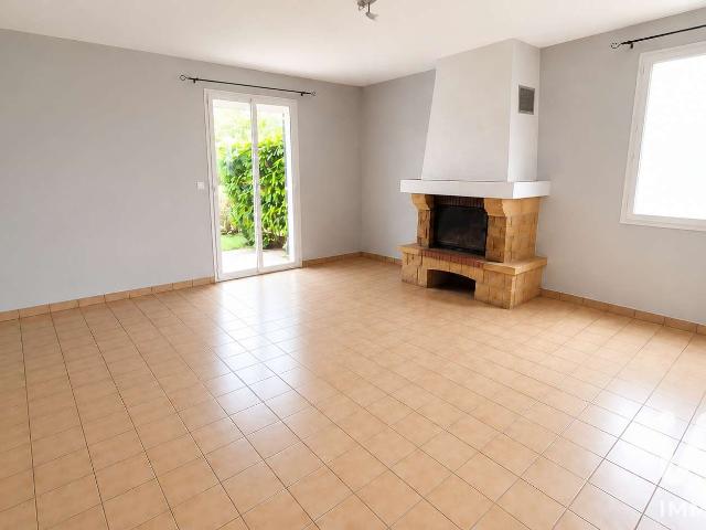 Maison vente à Bourges, Brécy