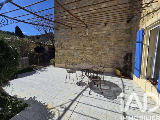 Maison vente à Narbonne, Cascastel-des-corbières