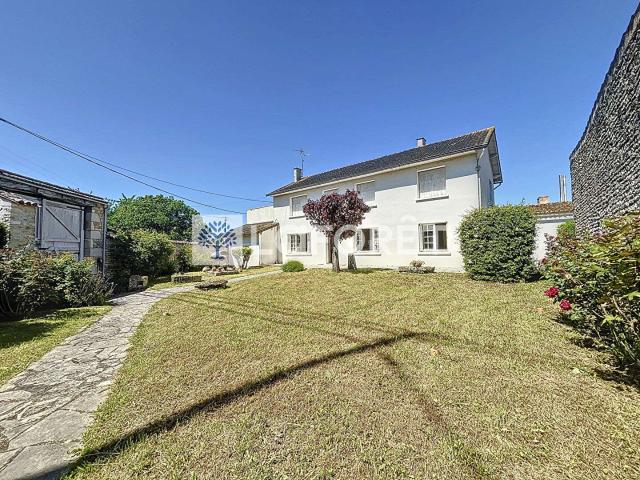 Maison vente à Poitiers, Chabournay