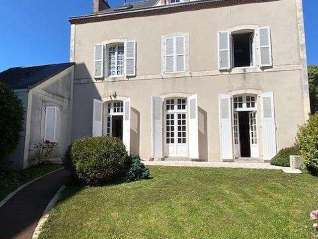 Maison vente à Laval, Changé