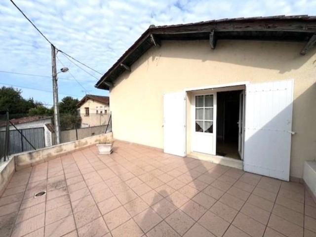 Maison vente à Cognac, Châteaubernard