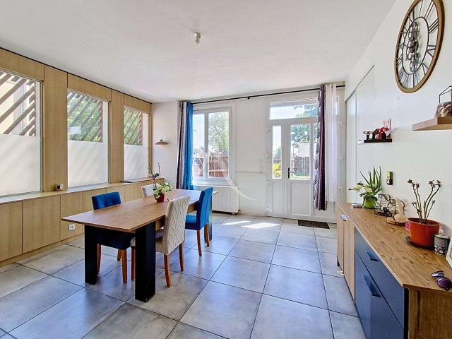 Maison vente à Segré, Combrée