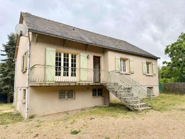Maison vente à Angers, Soucelles