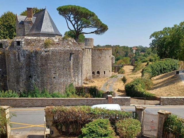 Maison vente à Nantes, Clisson