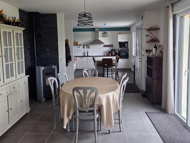 Maison vente à Mayenne, Commer