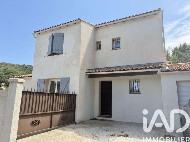 Maison vente à Nîmes, Comps