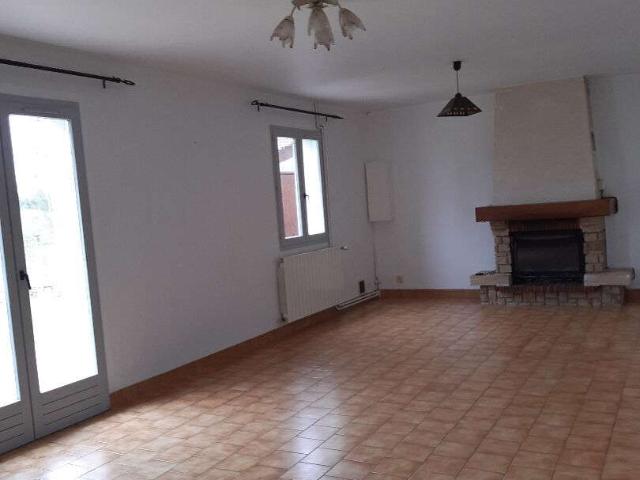 Maison vente à Mamers, Connerré