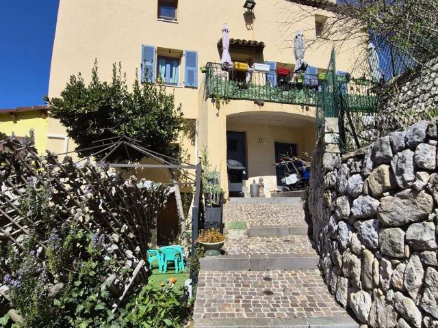 Maison vente à Nice, Cuébris