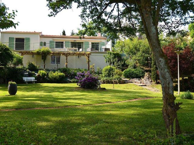Maison vente à La Roche-sur-Yon, Cugand