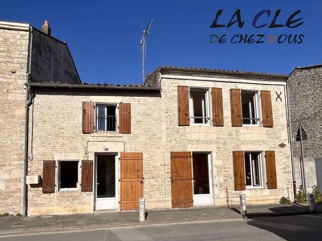 Maison vente à Niort, Epannes