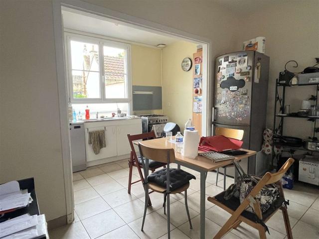 Maison vente à Argentan, Fel
