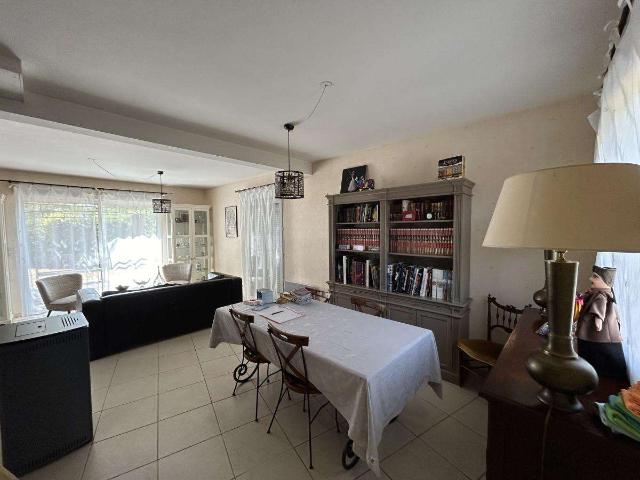 Maison vente à Laval, Forcé