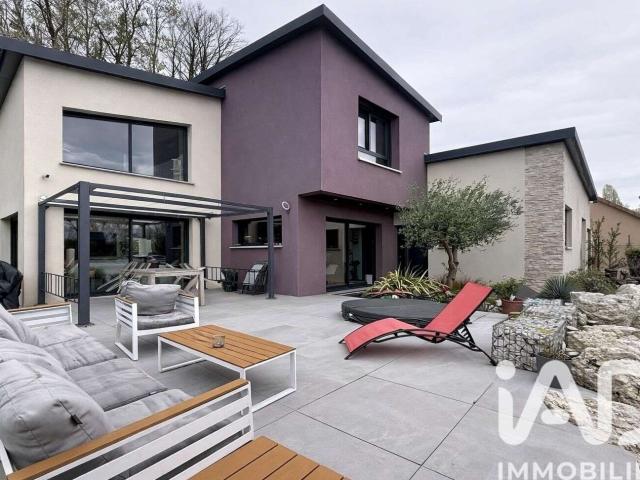 Maison vente à Rouen, Normandie