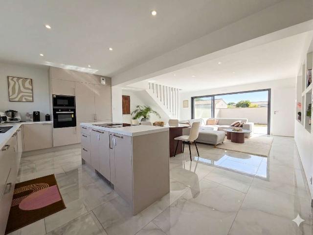 Maison vente à Nantes, Geneston
