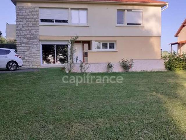 Maison vente à Nontron, Génis