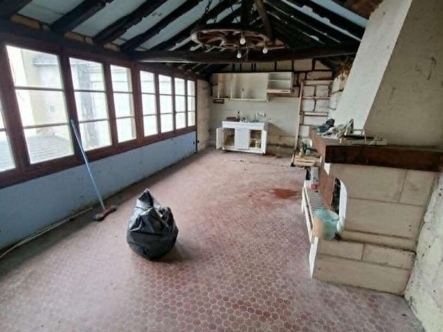 Maison vente à Saumur, Saulgé-l'hôpital