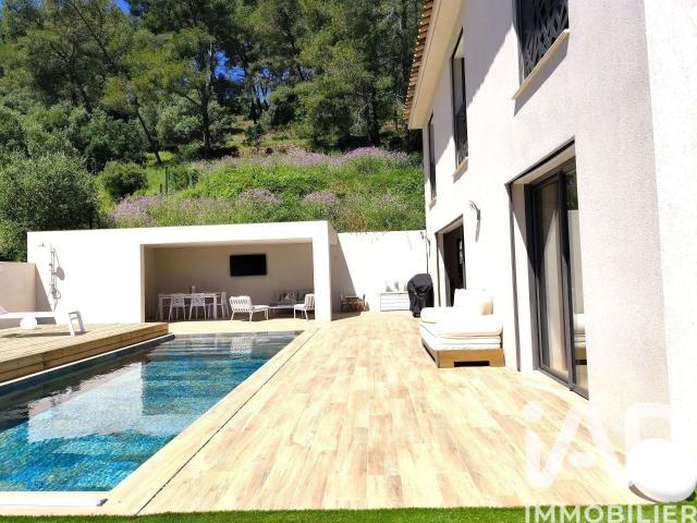 Maison vente à Arrondissement de Toulon, Hyères