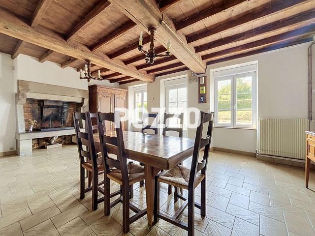 Maison vente à Avranches, Le Mesnil-adelée
