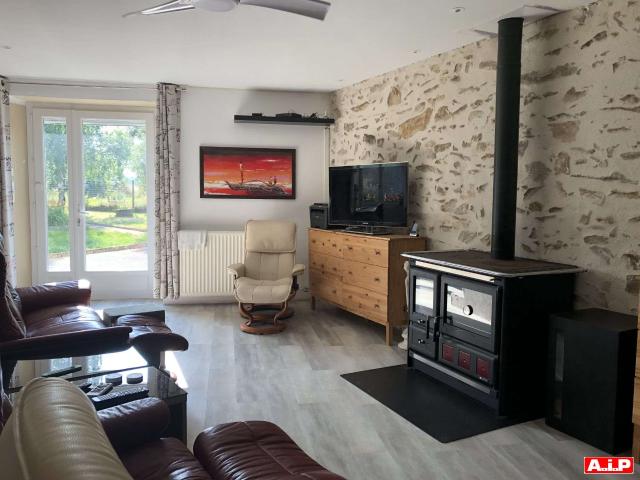 Maison vente à Fontenay-le-Comte, La Châtaigneraie