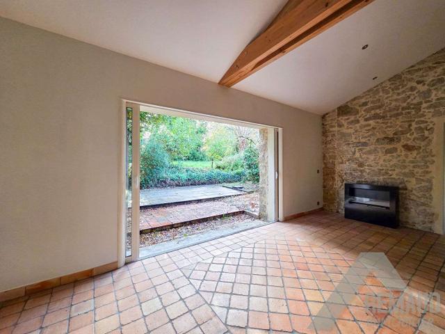 Maison vente à La Roche-sur-Yon, La Genétouze
