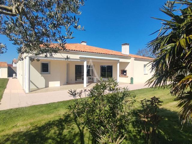Maison vente à La Roche-sur-Yon, La Genétouze