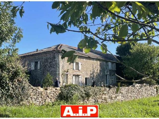 Maison vente à Fontenay-le-Comte, La Tardière