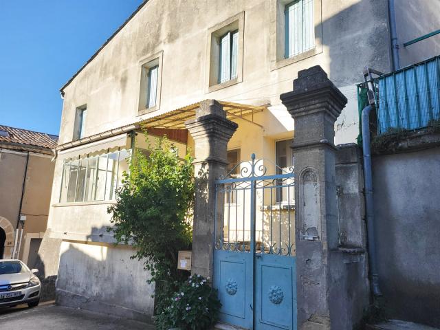 Maison vente à Nîmes, Lecques