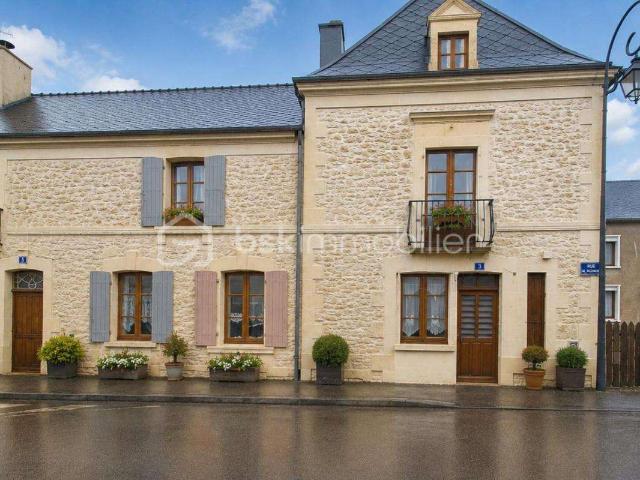 Maison vente à Segré, Soeurdres