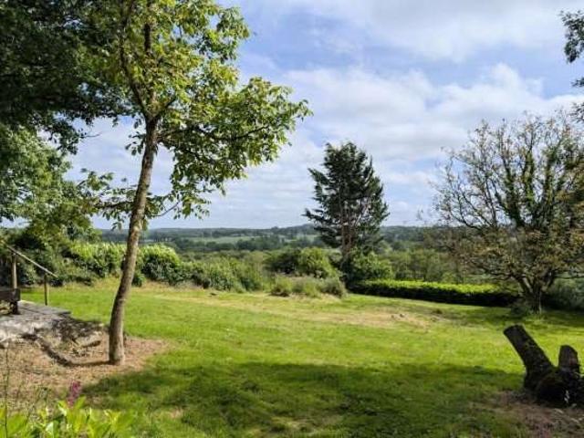 Maison vente à Guingamp, Bretagne