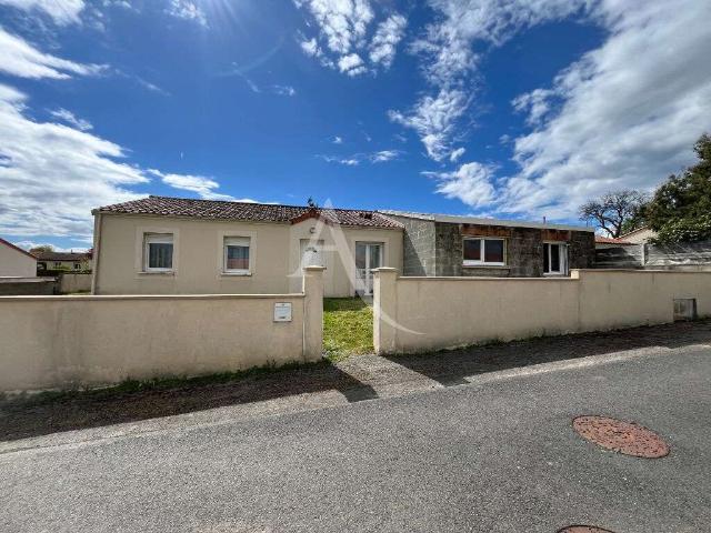 Maison vente à Bressuire, Mauléon