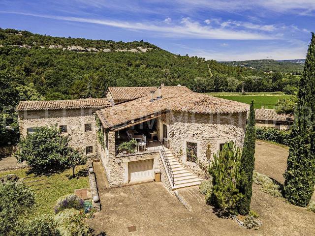 Maison vente à Apt, Ménerbes