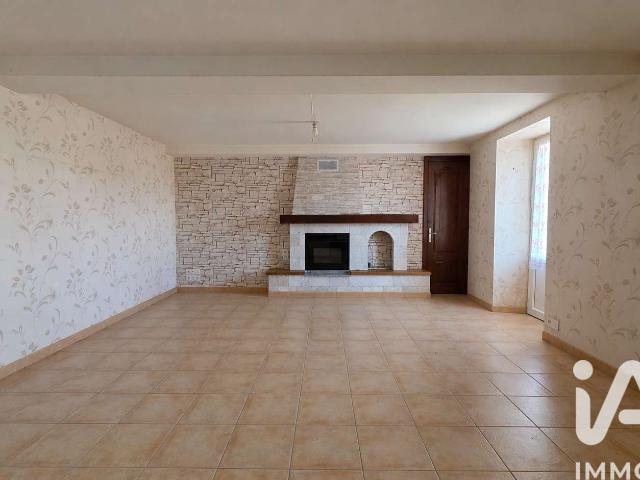 Maison vente à Fontenay-le-Comte, Mervent