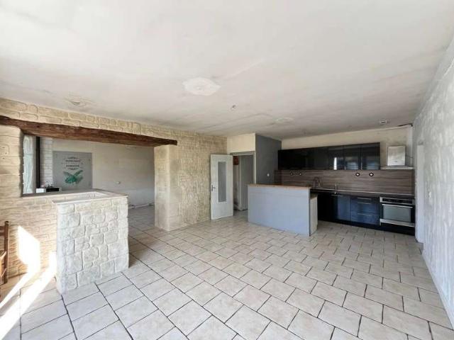 Maison vente à Châtellerault, Moncontour