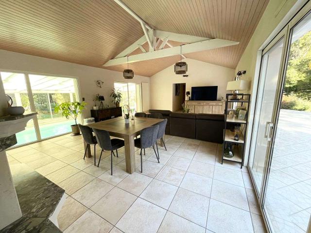 Maison vente à La Roche-sur-Yon, Mortagne-sur-sèvre