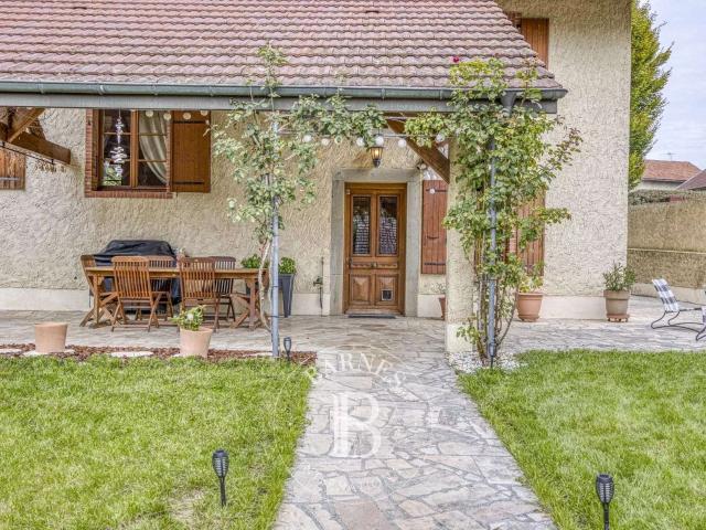 Maison vente à Saint-Julien-en-Genevois, Nangy