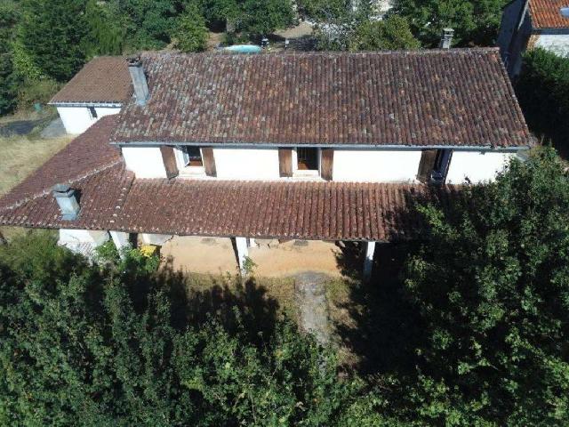 Maison vente à Nanteuil-en-Vallée, Charente