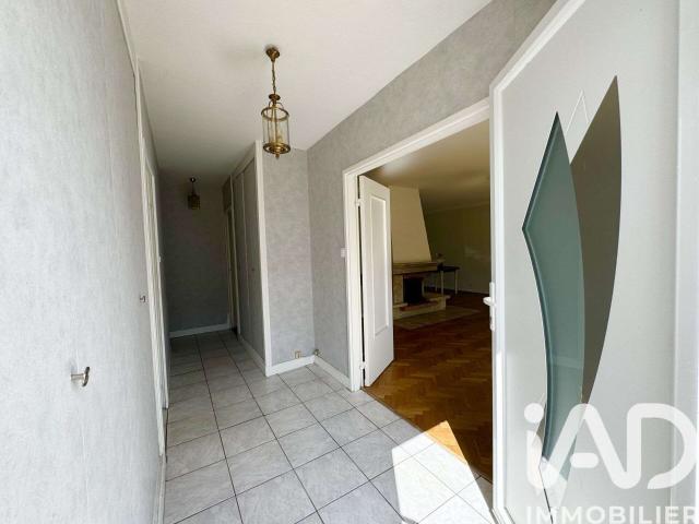 Maison vente à Orléans, Neuville-aux-bois