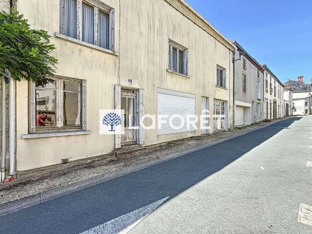 Maison vente à Bressuire, Nueil-les-Aubiers