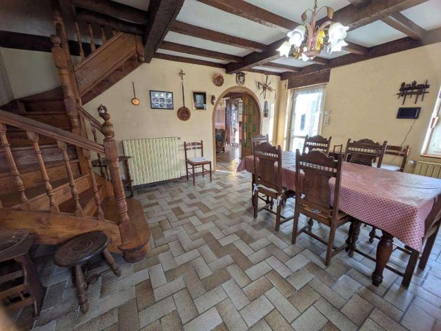 Maison vente à Pont-Melvez, Côtes-d'Armor